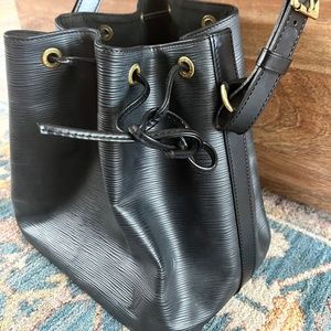 Vintage Louis Vuitton Noe PM bag in black Epi leather